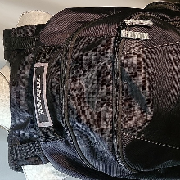 Tarsus Computer Backpack Large - Picture 2 of 11